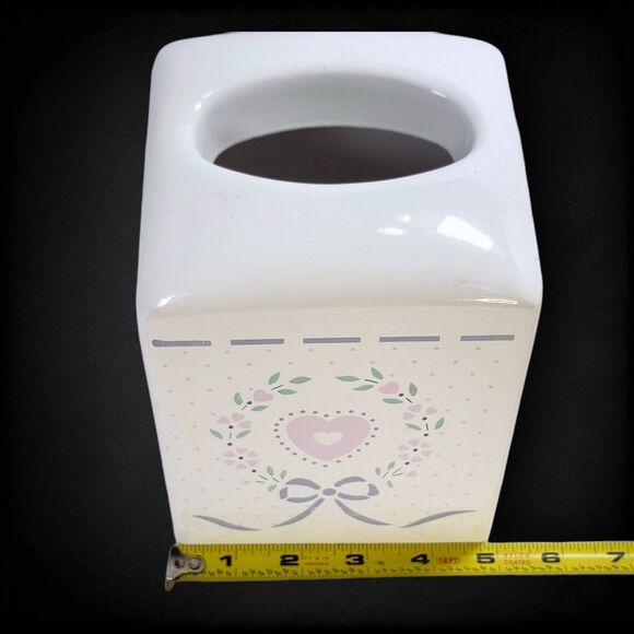Vintage Saturday Knight Malmite Tissue Box Cover Hearts Bows Cottagecore 90s - Picture 10 of 11